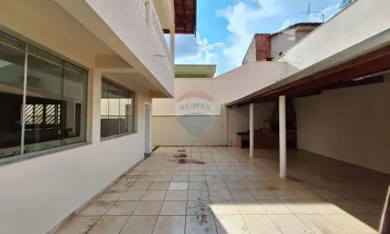 Sobrado para venda em Loteamento Santa Rosa de 274.37m² com 4 Quartos, 4 Suites e 4 Garagens
