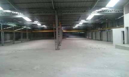 Galpão / Depósito / Armazém para venda e aluguel em Vila Jaraguá de 5500.00m² com 7 Garagens