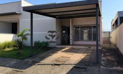 Casa de Condomínio para alugar em Jardim Ipê Pinheiro de 66.00m² com 2 Quartos e 2 Garagens