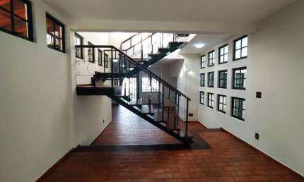 Casa de Condomínio para venda em Cidade Universitária de 350.00m² com 4 Quartos e 4 Garagens
