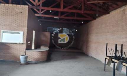 Galpão / Depósito / Armazém para venda e aluguel em Nova Mogi de 300.00m²
