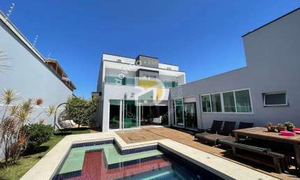 Sobrado para venda em Condomínio Residencial Dos Jequitibás de 480.00m² com 3 Quartos, 3 Suites e 3 Garagens