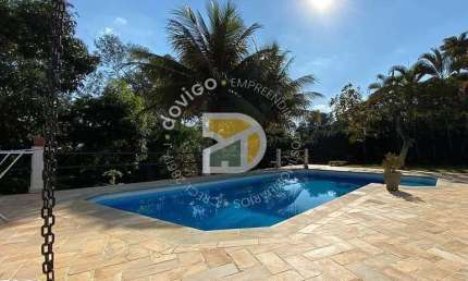 Casa para venda em Mirante de 336.00m² com 3 Quartos, 1 Suite e 9 Garagens