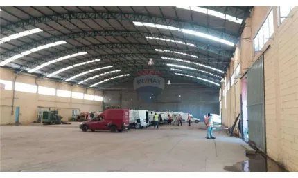 Galpão / Depósito / Armazém para alugar em Centro de 6000.00m²