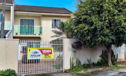 Sobrado para venda em Guaraituba de 163.00m² com 3 Quartos, 1 Suite e 4 Garagens