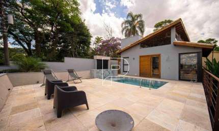 Casa de Condomínio para venda em Granja Viana de 280.00m² com 2 Quartos, 2 Suites e 3 Garagens