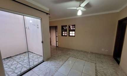 Casa para venda em Jardim Alvorada de 102.00m² com 2 Quartos e 1 Garagem