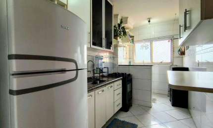 Apartamento para venda em Centro de 79.00m² com 3 Quartos, 1 Suite e 2 Garagens