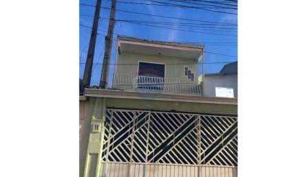 Sobrado para venda em Jardim Rubi de 191.07m² com 4 Quartos e 1 Suite
