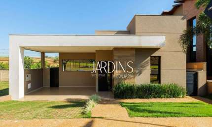 Casa de Condomínio para venda em Vila Do Golf de 207.00m² com 3 Quartos, 3 Suites e 4 Garagens