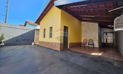 Casa para venda em Jardim Boa Vista de 150.00m² com 3 Quartos, 1 Suite e 3 Garagens