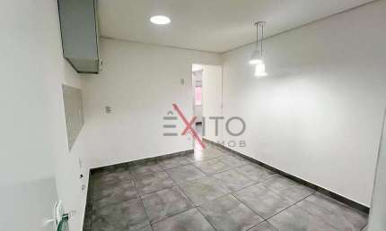 Casa para alugar em Vila Argos Velha de 45.00m² com 2 Quartos