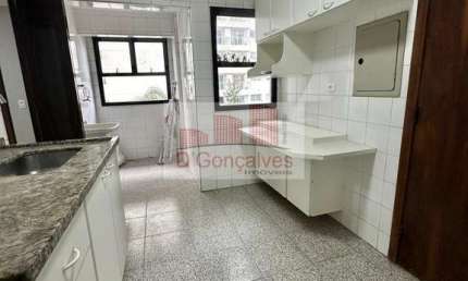 Apartamento para venda e aluguel em Centro de 92.00m² com 3 Quartos, 1 Suite e 2 Garagens
