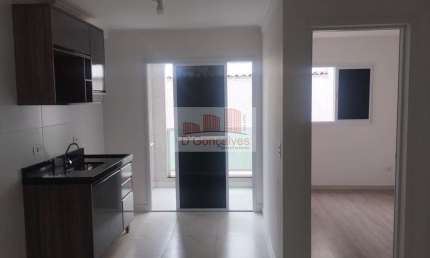 Apartamento para alugar em Centro de 44.00m² com 2 Quartos e 1 Garagem
