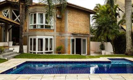 Casa de Condomínio para venda em Tamboré de 750.00m² com 5 Quartos, 4 Suites e 6 Garagens