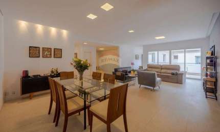 Casa de Condomínio para venda em Fazenda Campo Verde de 479.00m² com 3 Quartos, 3 Suites e 4 Garagens