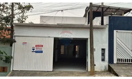 Prédio Comercial para alugar em Vila Eros de 220.00m² com 5 Quartos, 1 Suite e 4 Garagens