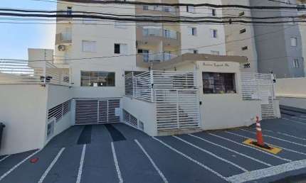 Apartamento para alugar em Parque Campolim de 86.00m² com 3 Quartos, 1 Suite e 2 Garagens