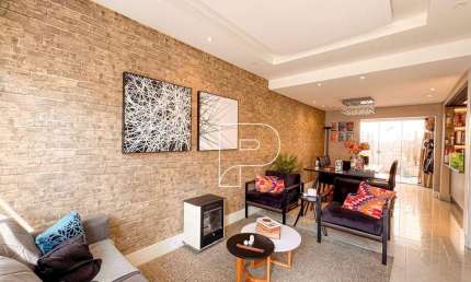 Casa de Condomínio para venda em Granja Viana de 110.00m² com 4 Quartos, 1 Suite e 2 Garagens