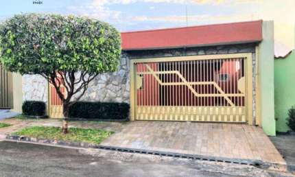 Casa para venda em Jardim Diva Tarlá De Carvalho de 140.00m² com 4 Quartos, 1 Suite e 2 Garagens