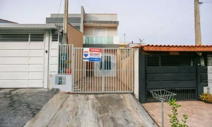 Sobrado para venda em Jardim Santa Marta de 75.04m² com 2 Quartos e 1 Garagem