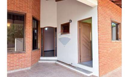 Casa de Condomínio para alugar em Granja Olga Ii de 236.54m² com 3 Quartos, 1 Suite e 4 Garagens