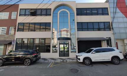 Imóvel Comercial para alugar em Green Valley Alphaville de 440.00m² com 4 Garagens