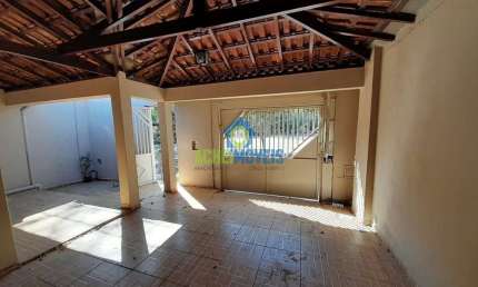 Casa para alugar em Conjunto Habitacional Claudionor Cinti de 127.79m² com 2 Quartos e 2 Garagens