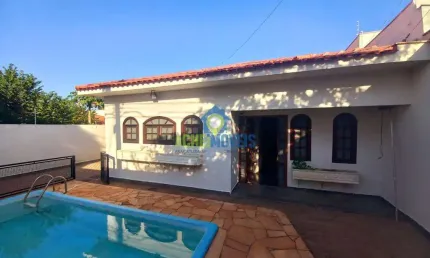 Casa para venda em Ipanema de 194.16m² com 5 Quartos, 2 Suites e 3 Garagens