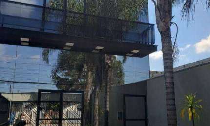 Galpão / Depósito / Armazém para alugar em Jundiapeba de 240.00m² com 4 Garagens