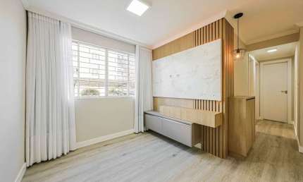 Apartamento para alugar em Portão de 46.00m² com 2 Quartos e 1 Garagem
