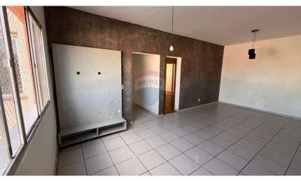 Apartamento para alugar em Centro de 93.00m² com 3 Quartos e 1 Garagem
