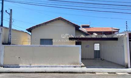 Casa para venda em Jardim Ana Emilia de 125.00m² com 3 Quartos e 1 Garagem