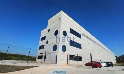 Galpão / Depósito / Armazém para alugar em Éden de 3400.00m² com 20 Garagens