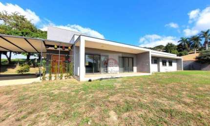 Casa de Condomínio para venda em Chácaras Cataguá de 240.00m² com 3 Quartos, 3 Suites e 8 Garagens