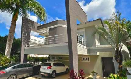 Casa de Condomínio para venda em Campo Comprido de 308.00m² com 5 Quartos, 2 Suites e 3 Garagens