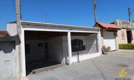 Casa para venda em Xaxim de 154.00m² com 5 Quartos e 1 Garagem