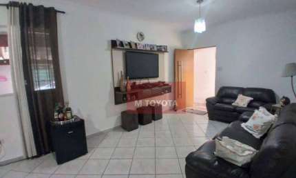 Casa para venda em Jardim Aida de 180.00m² com 3 Quartos, 1 Suite e 3 Garagens