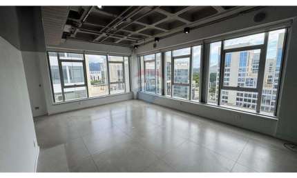 Sala Comercial para alugar em Jacarepaguá de 46.00m² com 1 Garagem