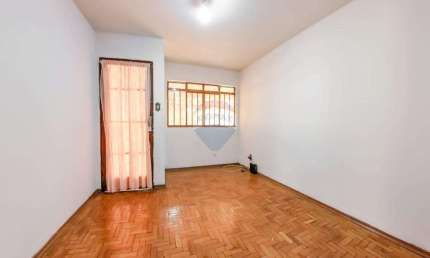 Casa para venda em Vila Dona Rosa Zurita de 174.19m² com 3 Quartos, 1 Suite e 4 Garagens
