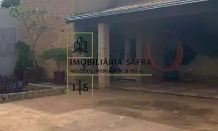 Chácara para alugar em Solo Sagrado I de 1500.00m² com 3 Quartos e 5 Garagens