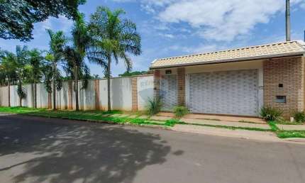 Casa para venda em Jardim Do Bosque de 70.27m² com 1 Quarto e 10 Garagens
