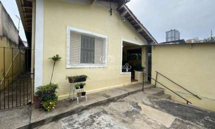 Casa para venda em Jardim Das Nações de 450.00m² com 8 Quartos e 1 Garagem