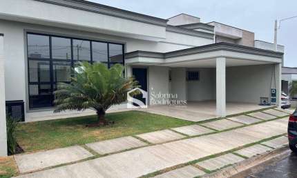 Casa de Condomínio para venda em Jardins Do Império de 160.00m² com 3 Quartos, 1 Suite e 3 Garagens