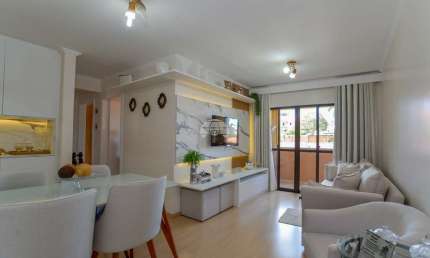 Apartamento para venda em Tingui de 77.00m² com 3 Quartos, 1 Suite e 2 Garagens