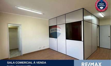 Sala Comercial para venda em Centro de 60.00m² com 1 Garagem