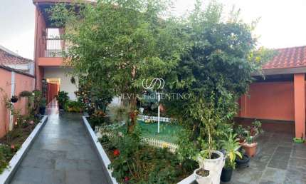 Casa para venda em Parque Santo Antônio de 500.00m² com 3 Quartos, 3 Suites e 4 Garagens