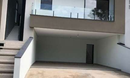 Casa para venda em Chácara Morada Mediterrânea de 200.00m² com 3 Quartos, 3 Suites e 4 Garagens