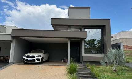 Casa de Condomínio para venda em Damha Ii de 240.00m² com 3 Quartos, 3 Suites e 4 Garagens