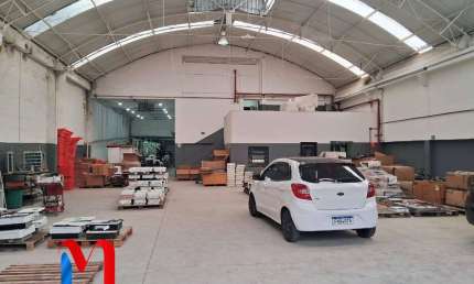 Galpão / Depósito / Armazém para alugar em Campestre de 1350.00m² com 3 Garagens